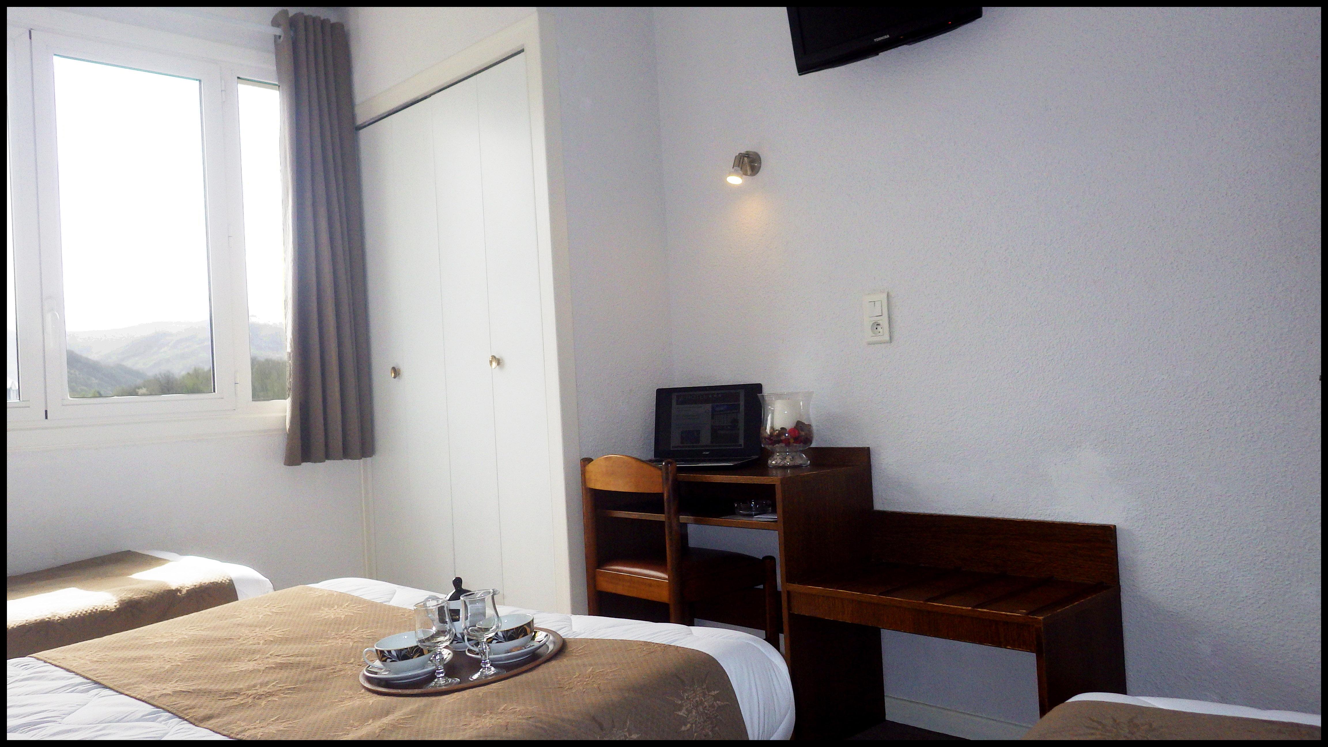 Hotel Adonis Lourdes - Notre Dame De La Sarte Exterior foto